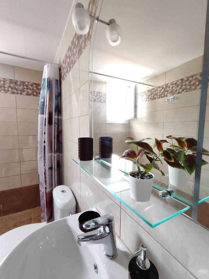 Oasis Apartments 페리사 외부 사진