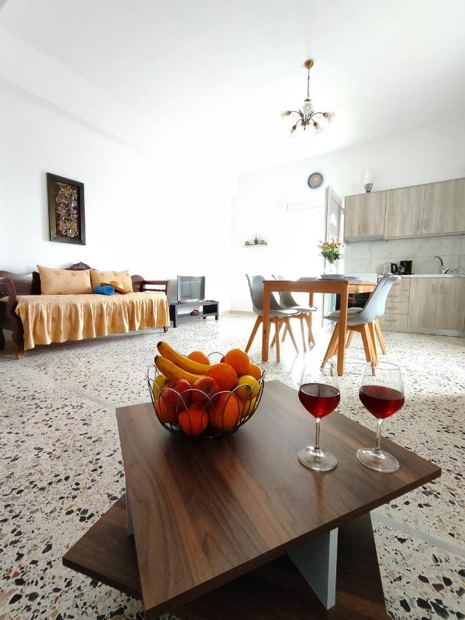 Oasis Apartments 페리사 외부 사진