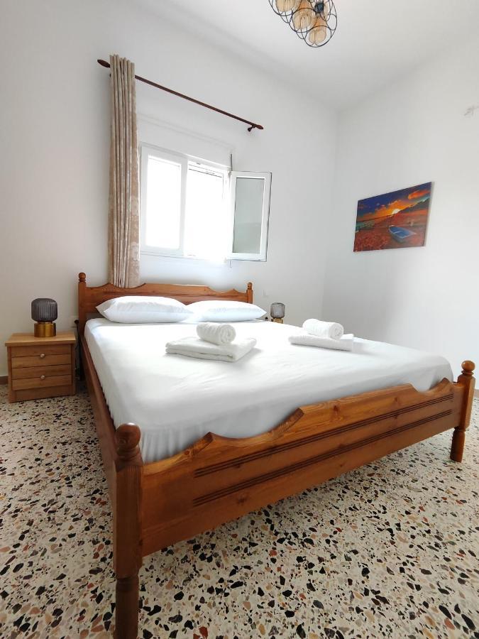 Oasis Apartments 페리사 외부 사진