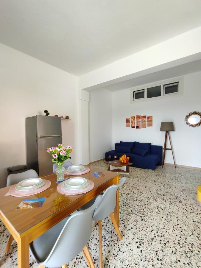 Oasis Apartments 페리사 외부 사진