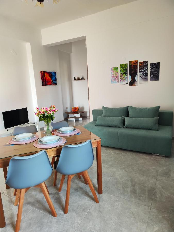Oasis Apartments 페리사 외부 사진