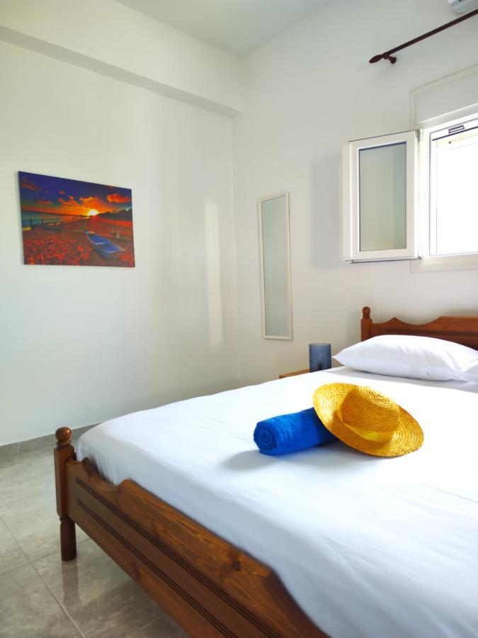 Oasis Apartments 페리사 외부 사진