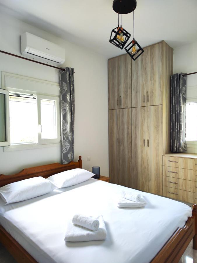 Oasis Apartments 페리사 외부 사진